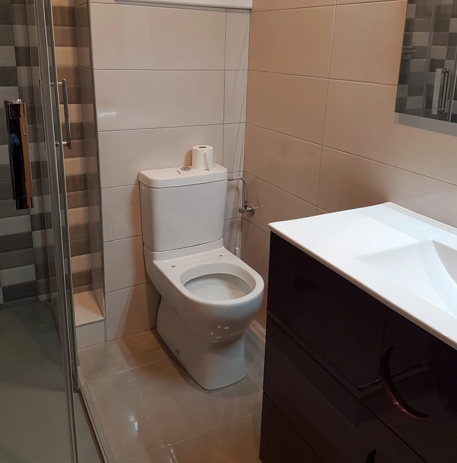bany antic renovat al Clot Barcelona